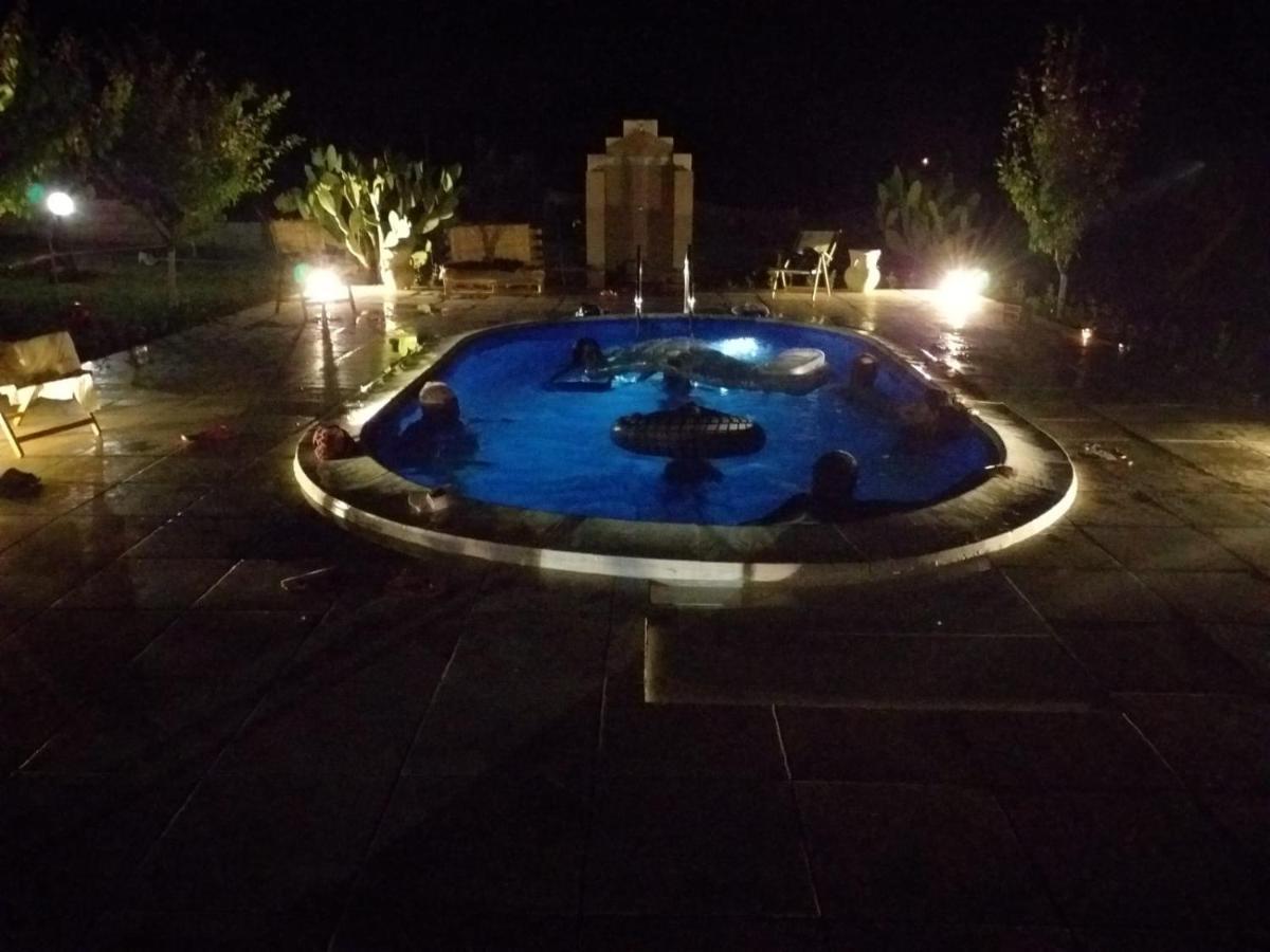 シニスコーラ Indipendente Con Piscina Uso Esclusivo Internet Illimitatoヴィラ エクステリア 写真