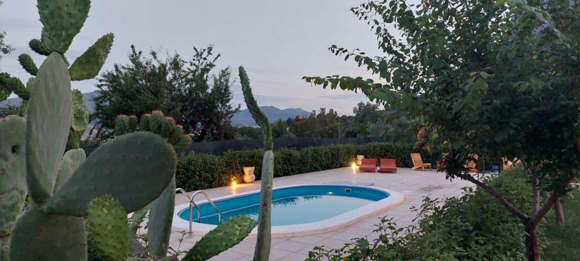 シニスコーラ Indipendente Con Piscina Uso Esclusivo Internet Illimitatoヴィラ エクステリア 写真